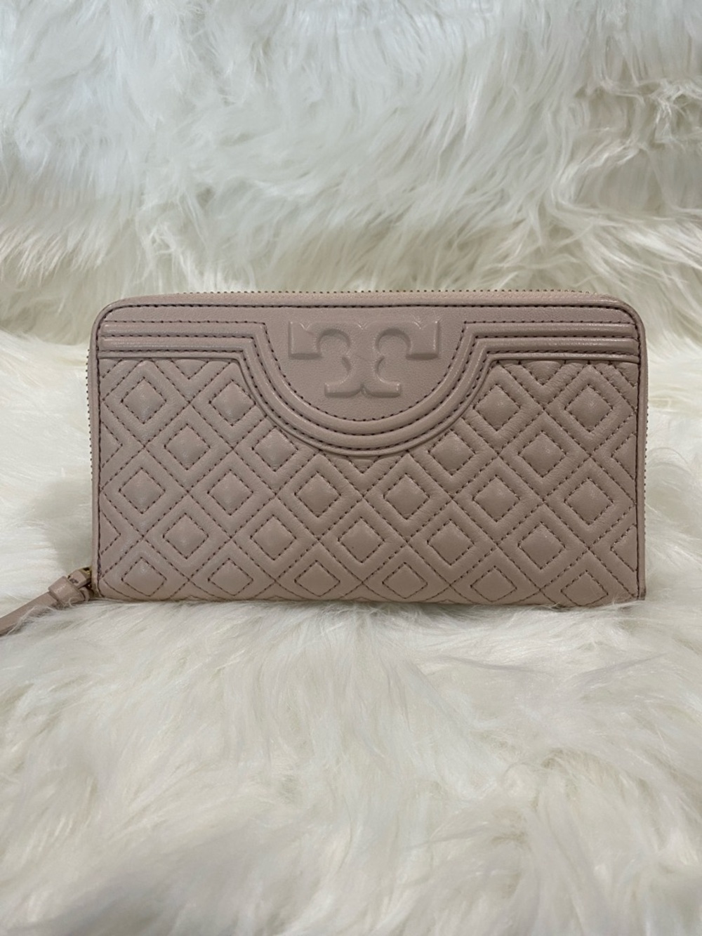 Tory Burch Quilted Zip Around Wallet in Dusty Rose